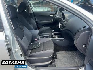 Hyundai I-30 CW 1.6i i-Motion Climate Cruise Trekhaak picture 22