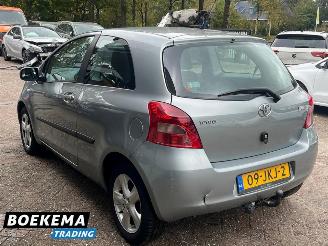 Toyota Yaris 1.3 VVTi Luna Climate Cruise picture 3