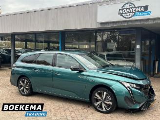 skadebil auto Peugeot 308 SW 1.6 Plug-in Hybrid 180 Navi Cruise Climate Trekh. PDC 2023/11
