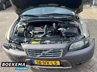 Volvo Xc-70 2.4 T Comfort Line 200 PK Leder Airco Cruise Trekh. picture 10