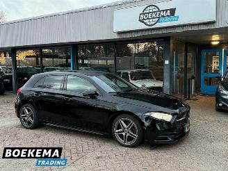 Auto incidentate Mercedes A-klasse 180 Business Solution AMG ACC Navigatie Camera Stoelverw Zwarte-Hemel 2019/9