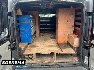 Nissan Primastar 2.5CDi Automaat Airco 3-pers Cruise picture 9