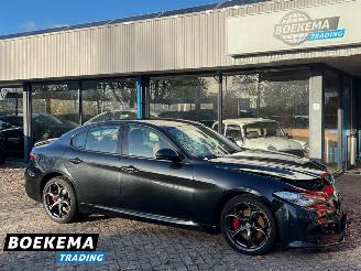 Coche accidentado Alfa Romeo Giulia 2.0 T AWD Veloce 280PK Aut Leer Navi Stuur/Stoelverw. Cruise PDC 2017/5