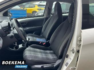 Peugeot 108 1.0 e-VTi Active Airco 5-Deurs picture 16