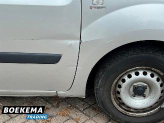 Renault Kangoo 1.5 DCI Comfort Navigatie Airco Cruise PDC Trekhaak Schuifdeur picture 8