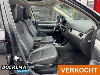 Mitsubishi Outlander 2.0 PHEV Instyle Pano Keyless Navi Camera Stoelverw. picture 17