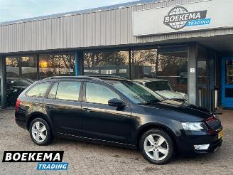 škoda osobní automobily Skoda Octavia Combi 1.6 TDI DSG Business Climate Navi Cruise PDC 2014/5