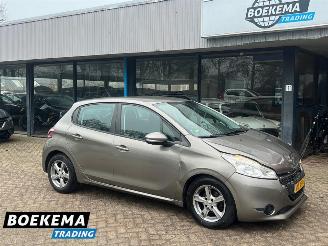 Schadeauto Peugeot 208 1.4 VTi Active 5-Drs Climate Cruise Trekh. 2012/7