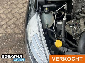 Renault Clio 0.9 TCe Dynamique Navi Camera Climate Cruise PDC Trekh. picture 11