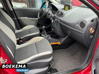 Renault Clio  picture 21