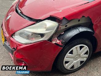 Renault Clio  picture 8