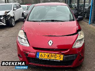 Renault Clio  picture 5