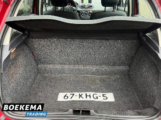 Renault Clio  picture 19