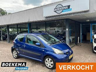 Voiture accidenté Toyota Aygo 1.0-12V + Automaat Airco Leer 2008/9