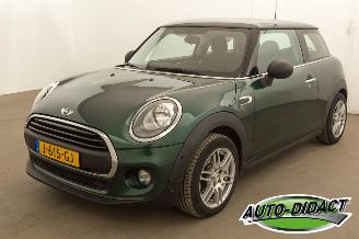 Auto incidentate Mini One 1.2 Airco 81.687 km 2015/8