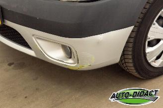 Dacia Logan 1.6-16V Airco Lauréate 7p. picture 32