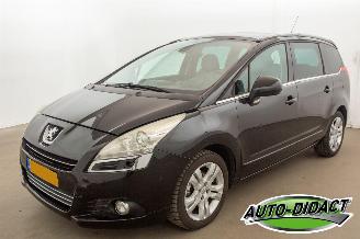 krockskadad bil auto Peugeot 5008 1.6 THP GT 7P. Leer 2011/4
