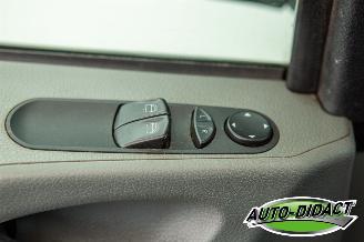 Mercedes Vito 111 CDI 9 persoons Airco picture 10