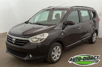 Auto incidentate Dacia Lodgy 1.5 dCi 7 Pers. Airco 2015/1