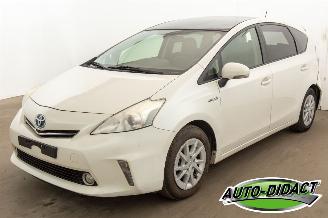 krockskadad bil auto Toyota Prius Plus 1.8 Automaat Pano 2012/10