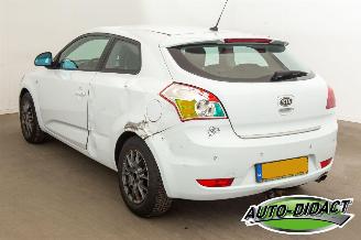 Kia Pro cee d 1.6 Clima X-clusive picture 3