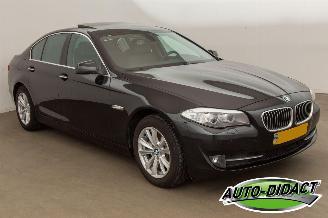 BMW 5-serie 523i Automaat Clima Navi Leder Elek dak High Executive picture 2