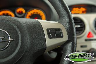 Opel Corsa 1.4-16V Enjoy Airco picture 13