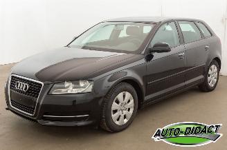 skadebil auto Audi A3 1.6 TDI Clima 2011/6