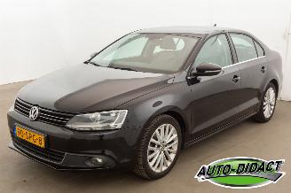 Unfallwagen Volkswagen Jetta 1.4 TSI Automaat Clima Navi Leder Highline 2011/11