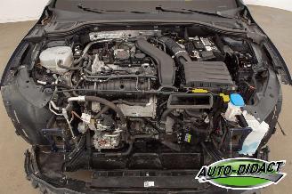 Volkswagen Golf 1.5 eTSI Automaat R-Line Business picture 20