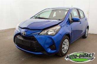 krockskadad bil auto Toyota Yaris 1.5 Airco 113.873 km 2019/5