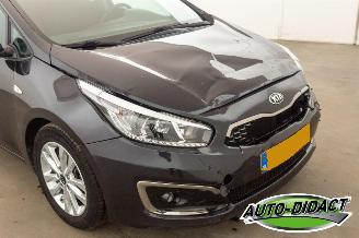 Kia Cee d 1.6 GDI 117.593 Clima Navi Camera ComfortPlusLine Navigator picture 35