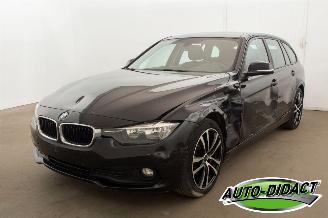Damaged car BMW 3-serie 318d Clima Navi 2016/10