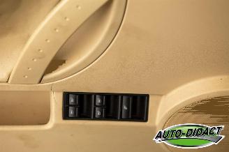 Volkswagen New-beetle 2.0 Cabriolet Highline Airco picture 10