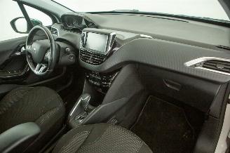 Peugeot 208 1.2 PureTech Automaat 107.250 km Navi Clima Allure picture 19