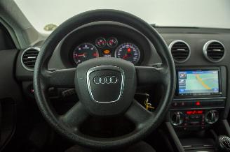 Audi A3 1.6 TDI Navi Clima Leder picture 5