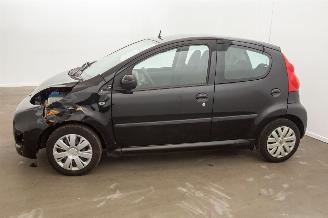 Peugeot 107 1.0-12V XS picture 35