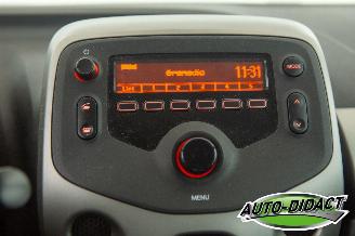 Peugeot 108 1.0 e-VTi  106.332 km Airco Active picture 7