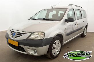 skadebil auto Dacia Logan 1.6 Lauréate 2007/5