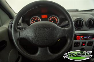Dacia Logan 1.6 Lauréate picture 5