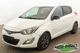Damaged car Hyundai I-20 1.3 Airco 2015/4