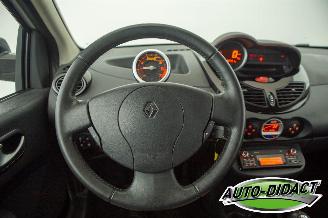 Renault Twingo 1.2 16V Dynamique Clima picture 5