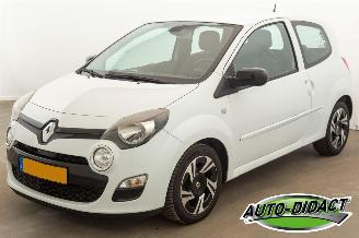 Vaurioauto  passenger cars Renault Twingo 1.2 16V Dynamique Clima 2012/12