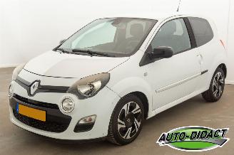 Vaurioauto  passenger cars Renault Twingo 1.2 16V Dynamique Clima 2012/3