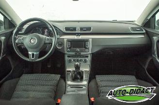 Volkswagen Passat 1.6 TDI Clima Navi Comfort Executive Line BlueMotion picture 23