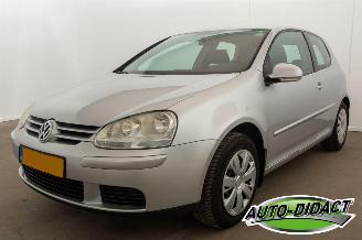uszkodzony samochody osobowe Volkswagen Golf 1.4 Optive Airco 2008/2