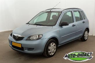 uszkodzony samochody osobowe Mazda 2 1.4 Automatic 95.574 KM Nap  Airco 2004/5