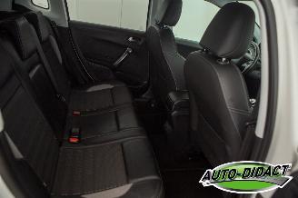 Peugeot 2008 1.6 BlueHDi Clima Navi Blue Lease Executive picture 21