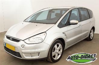 skadebil auto Ford S-Max 2.0-16V Clima Navi 2008/11