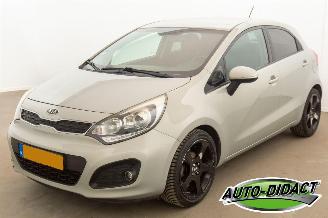 škoda osobní automobily Kia Rio 1.2 CVVT Clima Super Pack 2011/12